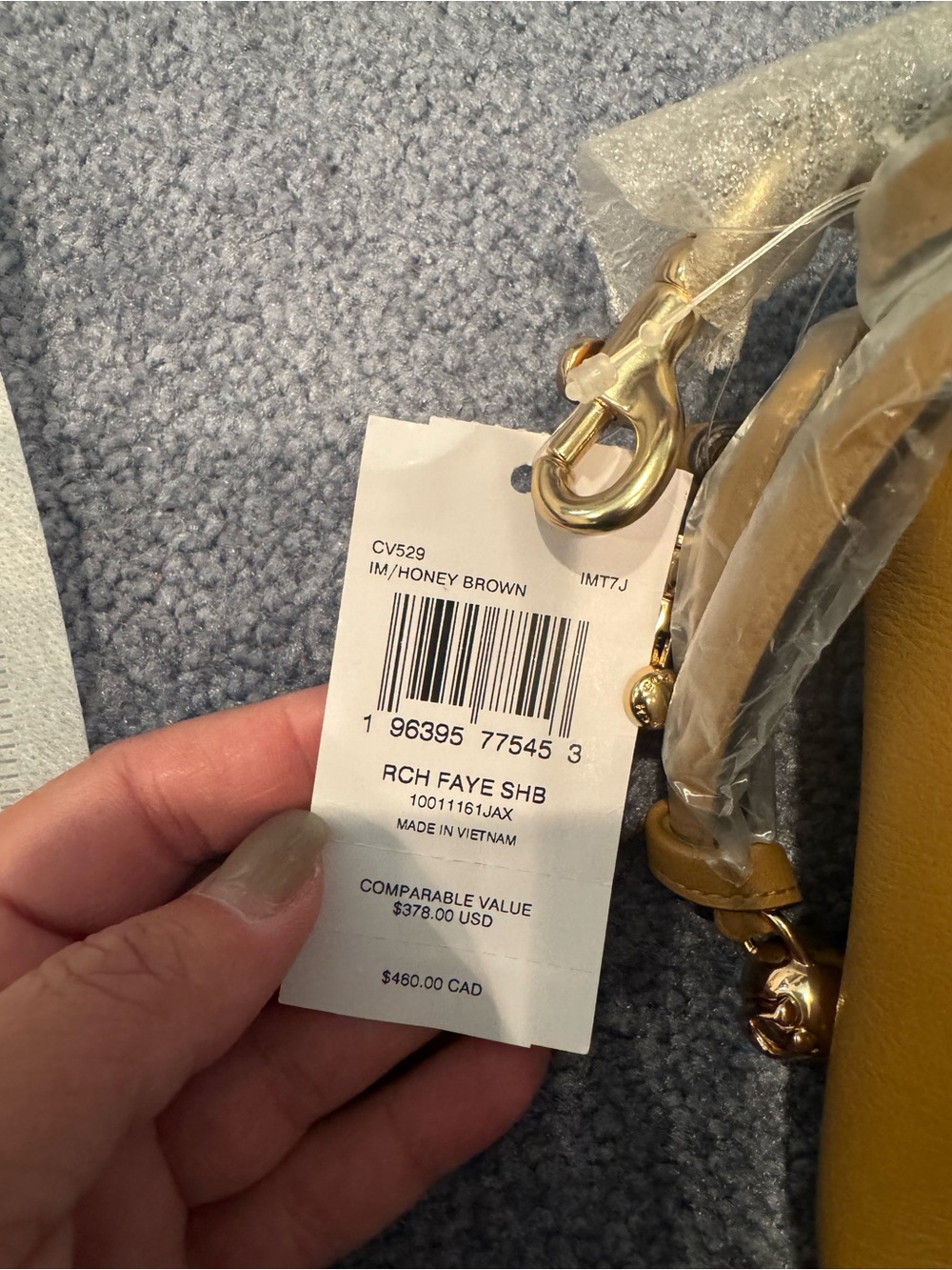 Coach - Picture 2 of 7